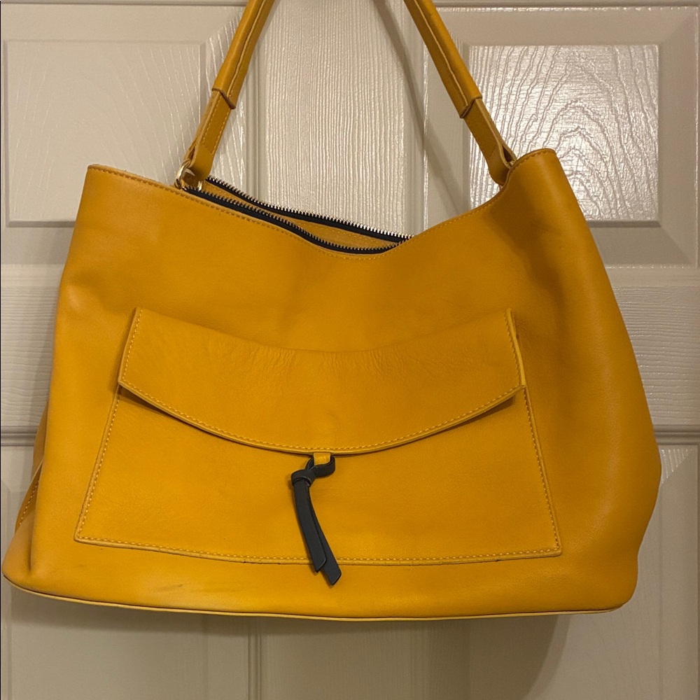 Chic Yellow Leather Shoulder Bag